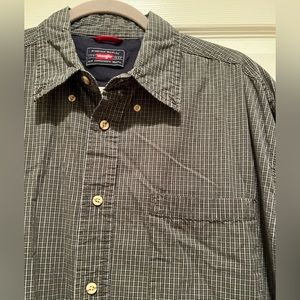 Wrangler Men’s Green Plaid Button Down Shirt L